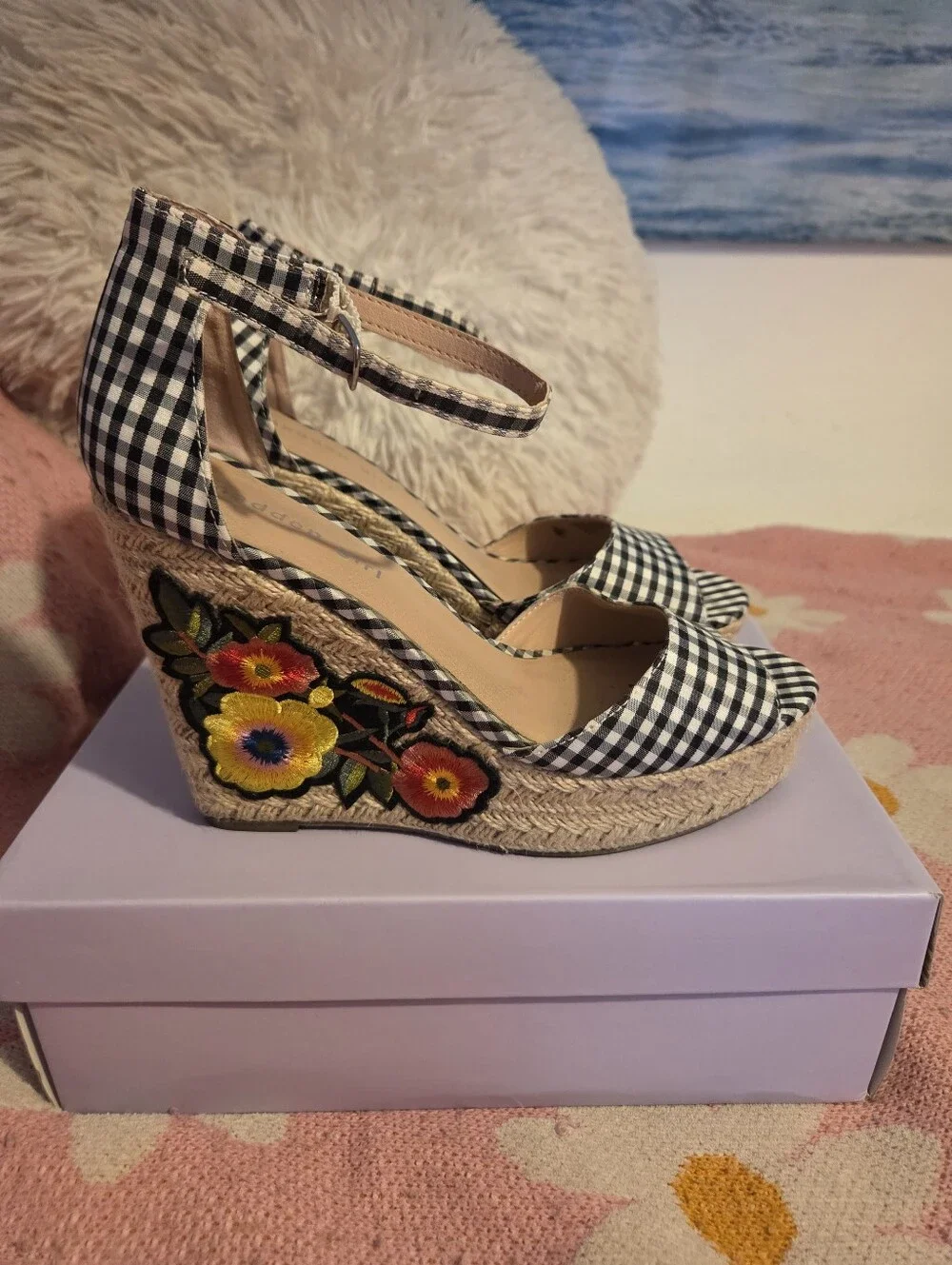 Madden Girl Black & White Gingham Floral Embroidered Espadrille Wedge Sandals